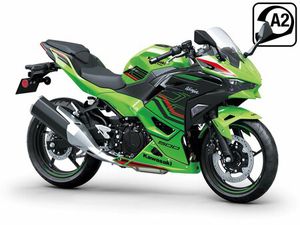 KAWASAKI NINJA 500 SE