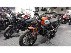 VENDO DUCATI SCRAMBLER 800 ICON (2017 - 20) USATA A VILLORBA (CODICE 9650301) - MOTO.IT