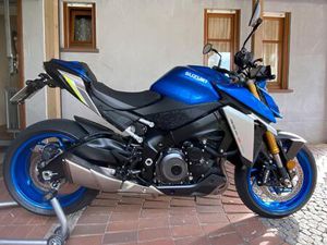 SUZUKI GSX S1000