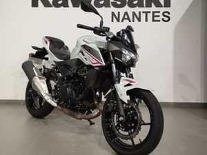 KAWASAKI Z400 2023 399 CM3 | MOTO ROADSTER | 2 246 KM | BLANC | 44700 ORVAULT