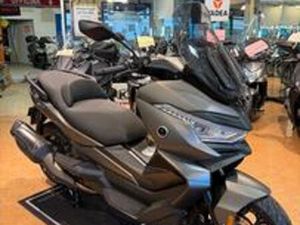 VOGE SFIDA SR4 400 MODELLO 2025