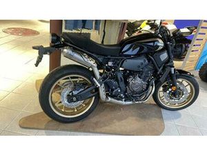 VENDO YAMAHA XSR 700 LEGACY (2023 - 25) NUOVA A FIGLINE VALDARNO (CODICE 9654303) - MOTO.IT
