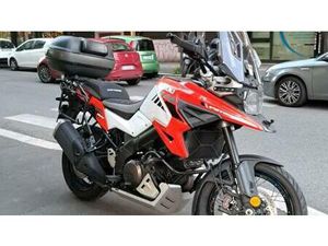 VENDO SUZUKI V-STROM 1050XT (2020 - 23) USATA A ROMA (CODICE 9655688) - MOTO.IT