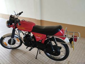 VESPA 50S RESTAURADA