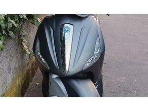 VENDO PIAGGIO BEVERLY 350 ABS (2016 - 20) USATA A MILANO (CODICE 9656550) - MOTO.IT