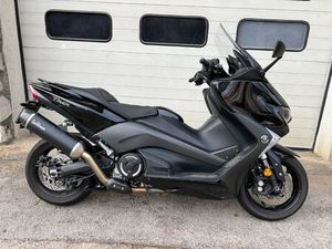 YAMAHA T MAX 530, 2017 GOD.