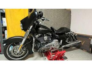 STREET GLIDE 2012