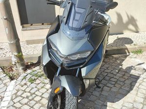 VESPA GTS 300 SUPER TECH 2023