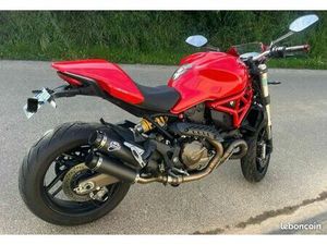DUCATI MONSTER 821 ( 7800 KMS )