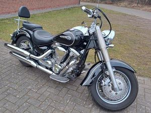 YAMAHA XV 1600 WILD STAR