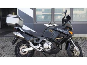 VENDO HONDA VARADERO 1000 (2003 - 11) USATA A CUNEO (CODICE 9659918) - MOTO.IT
