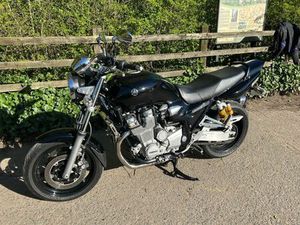 YAMAHA XJR 1300