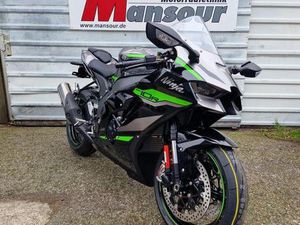KAWASAKI NINJA ZX-10R | NEUFAHRZEUG | MODELL 2025 |