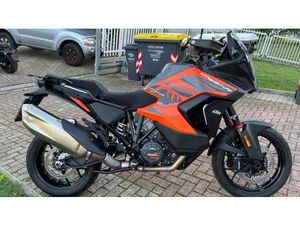 VENDO KTM 1290 SUPER ADVENTURE S (2022 - 25) USATA A TORTONA (CODICE 9545671) - MOTO.IT