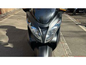 VENDO SUZUKI BURGMAN AN 400 LUX ABS (2012 - 17) USATA A TORINO (CODICE 9664241) - MOTO.IT