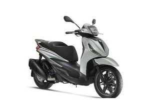 VENDO PIAGGIO BEVERLY 300 S ABS-ASR (2021 - 25) USATA A VARESE (CODICE 9664659) - MOTO.IT
