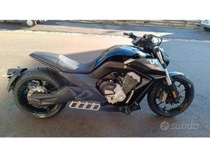 BENDA MOTORCYCLES LFC 700 - 2025