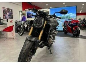 VENDO HONDA CB 650 R E-CLUTCH (2024 - 25) NUOVA A CHIAVARI (CODICE 9664838) - MOTO.IT