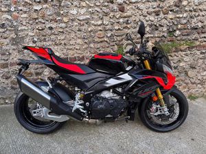 APRILIA TUONO 1100 V4 FACTORY NAKED PETROL APRILIA QUICK SHIFT - AQS EURO 5 (175 PS) 1077 CC