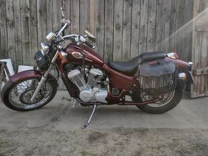 HONDA SHADOW VT 600 FILM W OPISIE ŻERNIKI