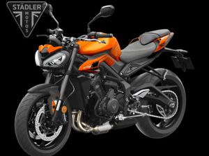 TRIUMPH STREET TRIPLE 765 R, NAKED, MODÈLE DÉMO, CHF 11'535.-, POSSIBILITÉ DE LOUER UNE MOTO