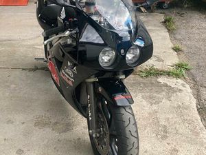 HONDA VFR400 NC30 EUROPA MODELL