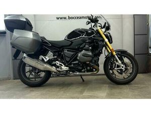 VENDO BMW R 1200 R BLACK EDITION (2017 - 18) USATA A ROMA (CODICE 9666386) - MOTO.IT
