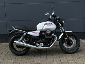 MOTO GUZZI V7 SPECIAL