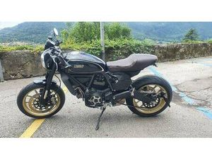 DUCATI SCRAMBLER CAFÈ RACER 800 CANTON TESSIN -