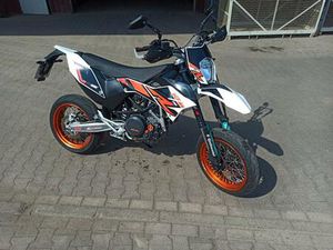 KTM SMC 690