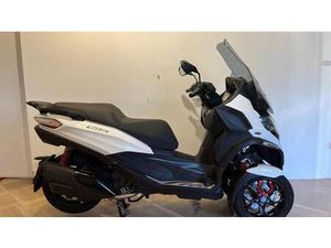 VENDO PIAGGIO MP3 400 SPORT HPE (2025) NUOVA A ROSTA (CODICE 8972732) - MOTO.IT