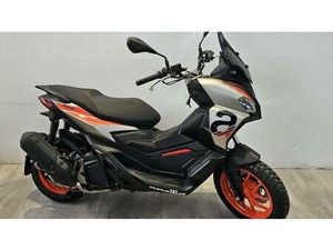 VENDO APRILIA SR GT 125 SPORT (2025) NUOVA A ROSTA (CODICE 9669700) - MOTO.IT