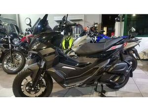 VENDO APRILIA SR GT 125 REPLICA (2024 - 25) NUOVA A VILLANUOVA SUL CLISI (CODICE 9671182) - MOTO.IT