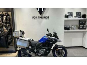 VENDO SUZUKI V-STROM 650XT (2021 - 25) USATA A ROMA (CODICE 9670773) - MOTO.IT