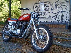 TRIUMPH STREET TRACKER BONNEVILLE T140