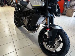 HUSQVARNA 801 VITPILEN A2 MODÈLE