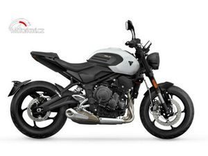 TRIUMPH TRIDENT 660 2026