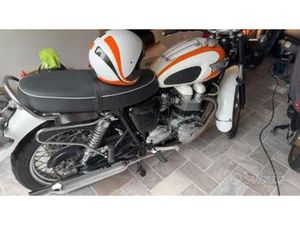 TRIUMPH BONNEVILLE T100 MERAVIGLIOSA PER AMATORI
