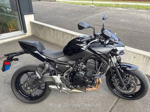KAWASAKI Z 650, NAKED, OCCASION, CHF 6'990.-, POSSIBILITÉ DE LOUER UNE MOTO