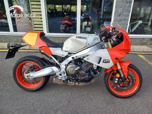 YAMAHA XSR 900 GP