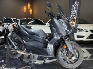 YAMAHA X-MAX