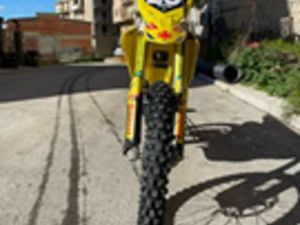 MOTO CROSS ENDURO SUZUKI RM 250