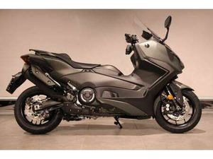YAMAHA TMAX 560 T-MAX ZWART