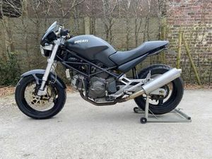 ② DUCATI MONSTER 900IE DARK