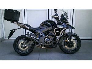 VENDO ZONTES ZT350-T2 (2022 - 25) USATA A BERGAMO (CODICE 9679811) - MOTO.IT