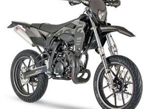 SM -R BLACK MOON E5+ (PROMPT)