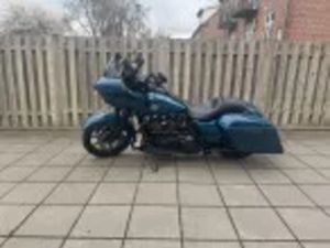 HARLEY-DAVIDSON FLTRXS ROAD GLIDE SPECIAL TOURING