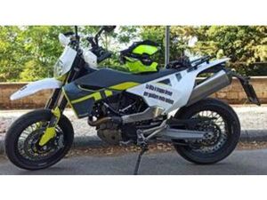 701 SUPERMOTO (2021)