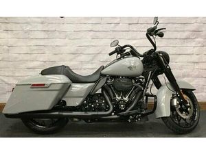 HARLEY-DAVIDSON TOURING ROAD KING SPECIAL FLHRXS