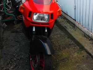 HONDA CBR 1000F